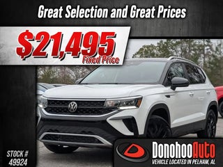 2024 Volkswagen Taos with Pure White W/Deep Black Roof Exterior