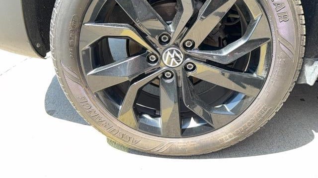 2023 Volkswagen Taos SE