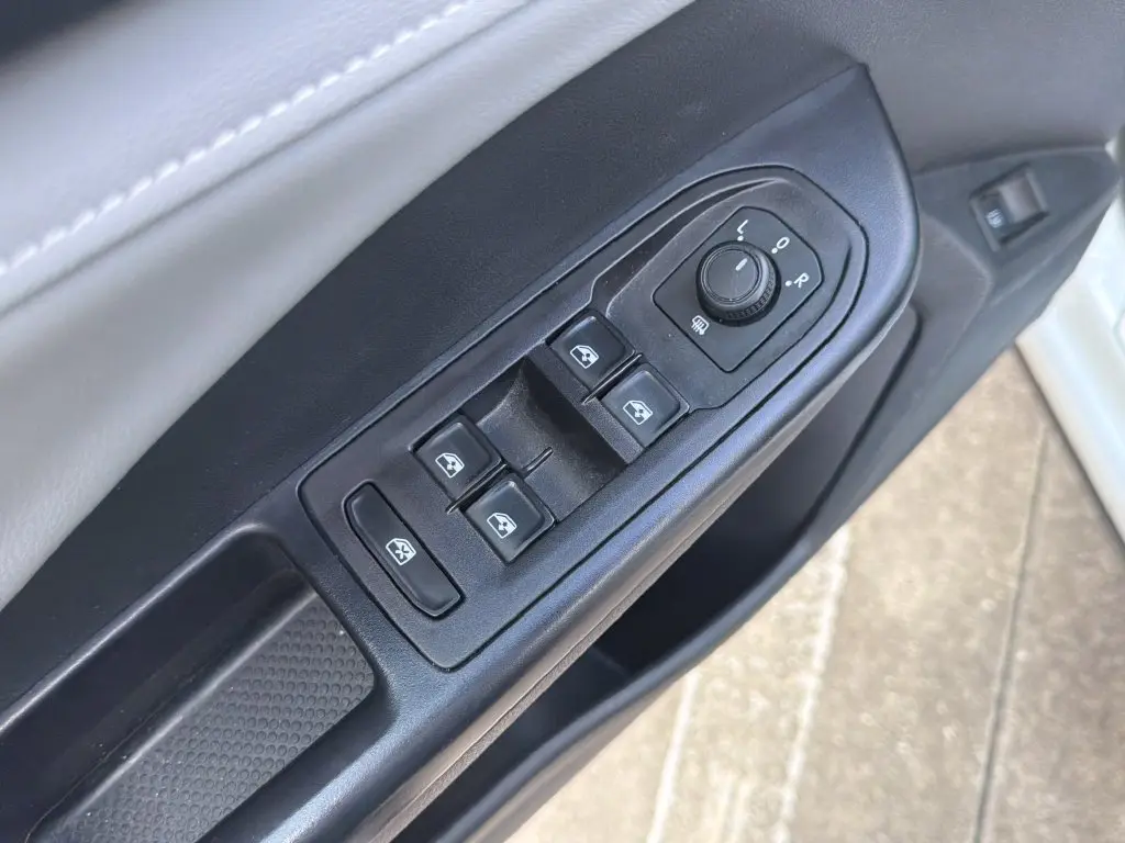 2024 Volkswagen Taos - $19,601