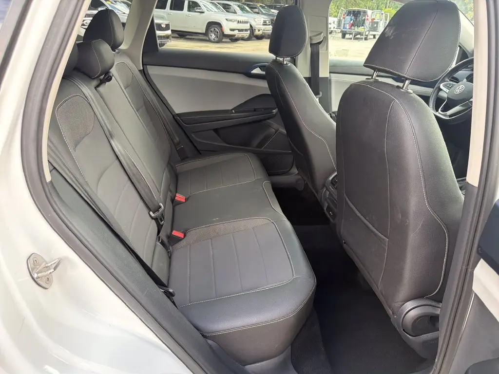 2024 Volkswagen Taos - $19,601