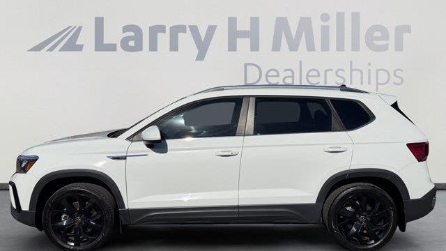 2023 Volkswagen Taos SE