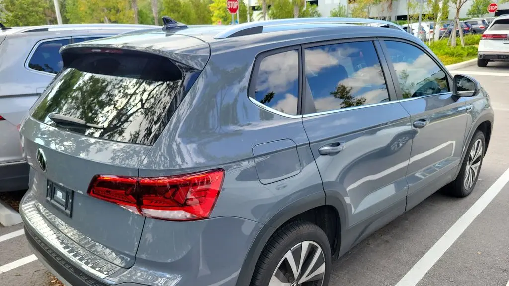 2024 Volkswagen Taos SE