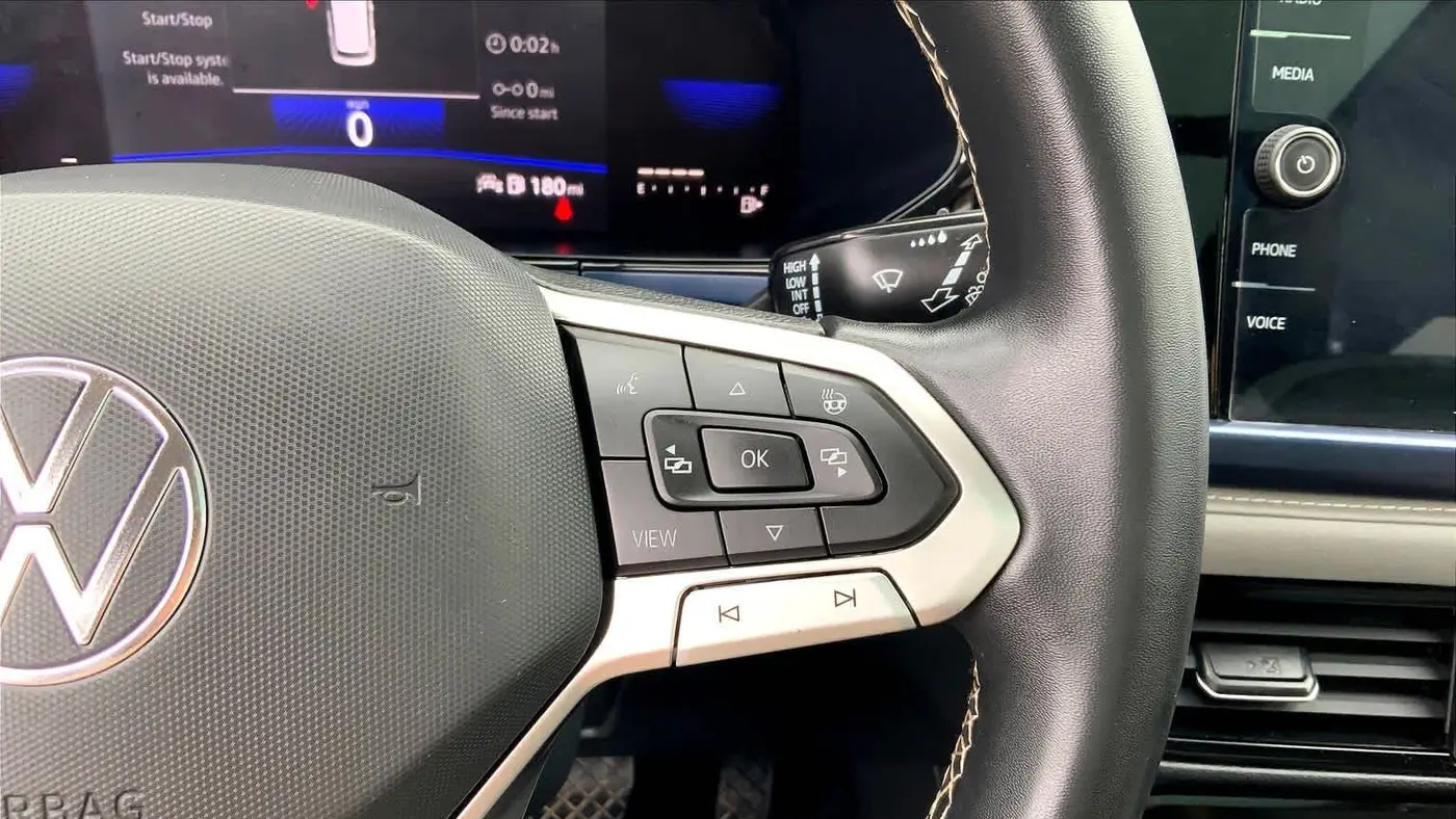 2023 Volkswagen Taos SE