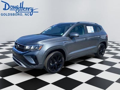 Photo of a 2024 Volkswagen Taos SE 4DR SUV for sale