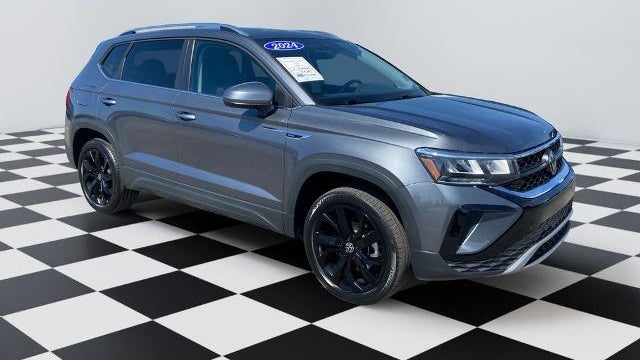 2024 Volkswagen Taos SE