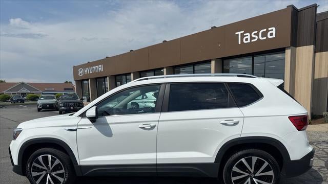 2024 Volkswagen Taos SE
