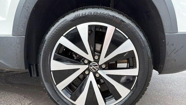 2023 Volkswagen Taos SE