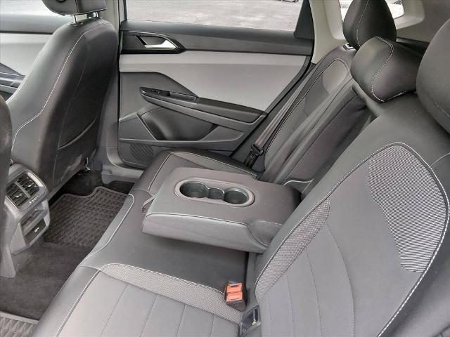 2023 Volkswagen Taos - $17,298