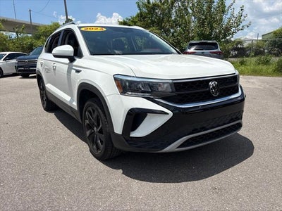 Photo of a 2024 Volkswagen Taos SE 4DR SUV for sale