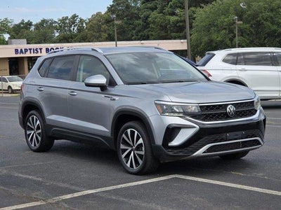 Photo of a 2023 Volkswagen Taos SE 4DR SUV for sale