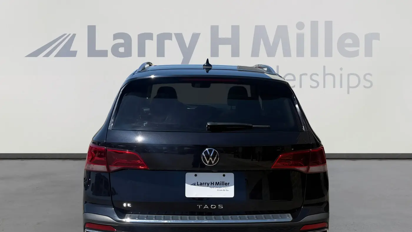 2024 Volkswagen Taos SE