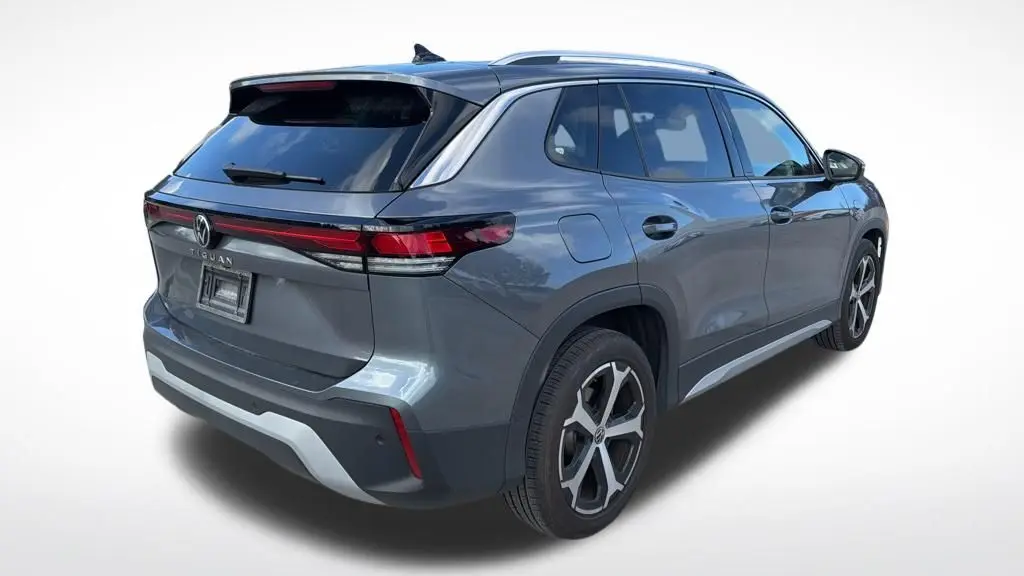2025 Volkswagen Tiguan SE