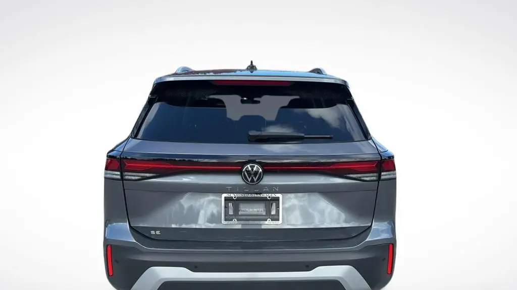 2025 Volkswagen Tiguan SE