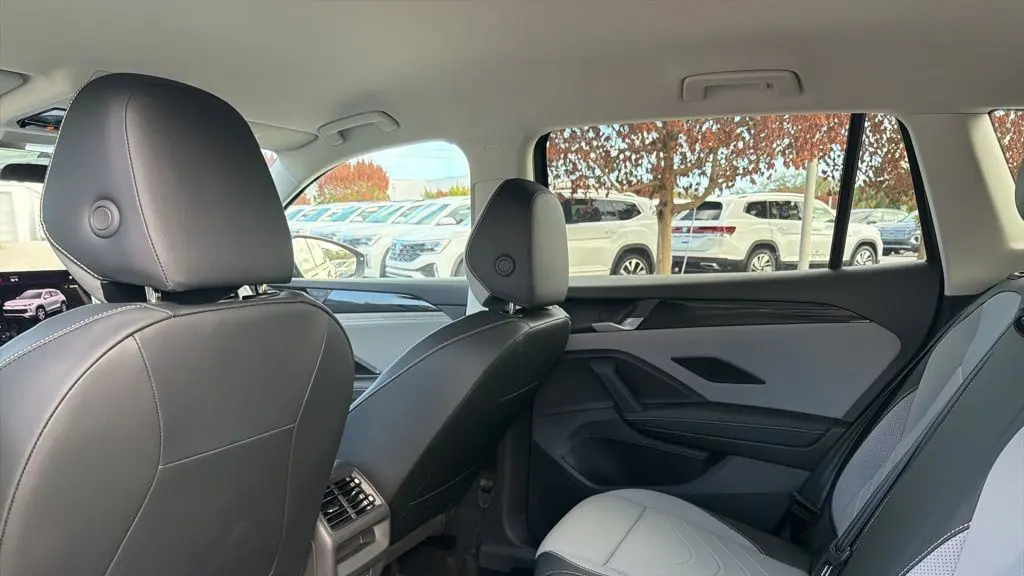2025 Volkswagen Tiguan SE