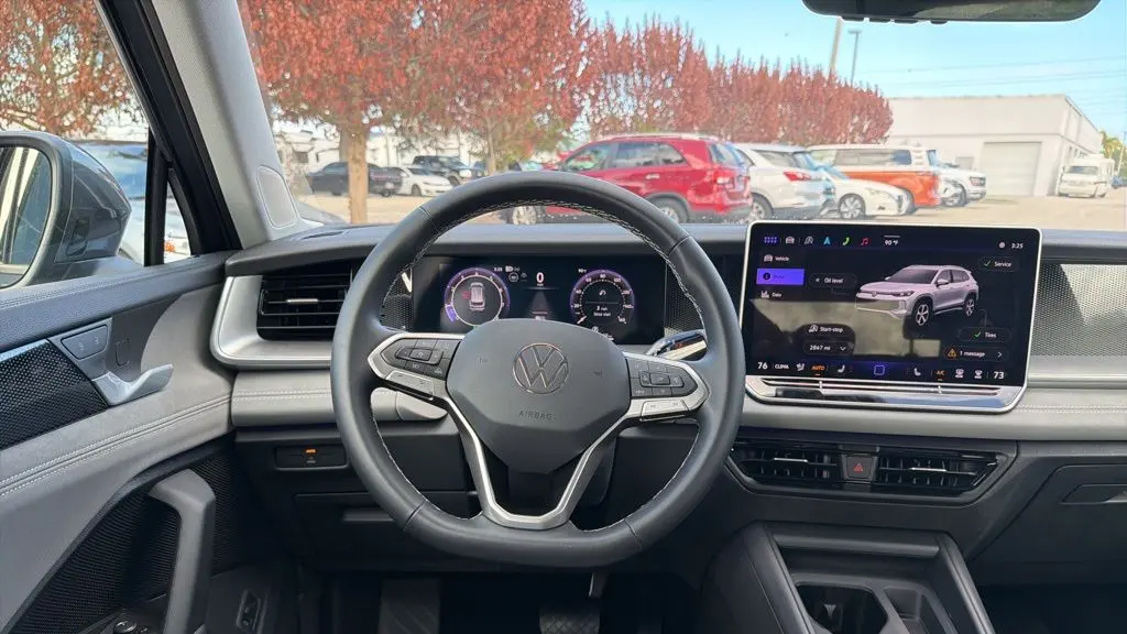 2025 Volkswagen Tiguan SE