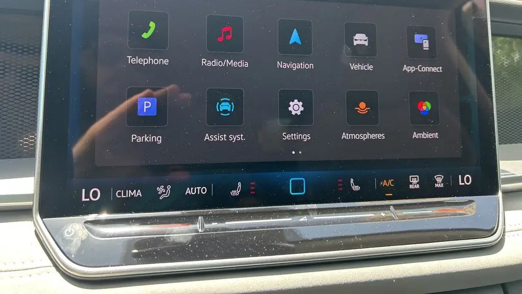 2025 Volkswagen Tiguan SE