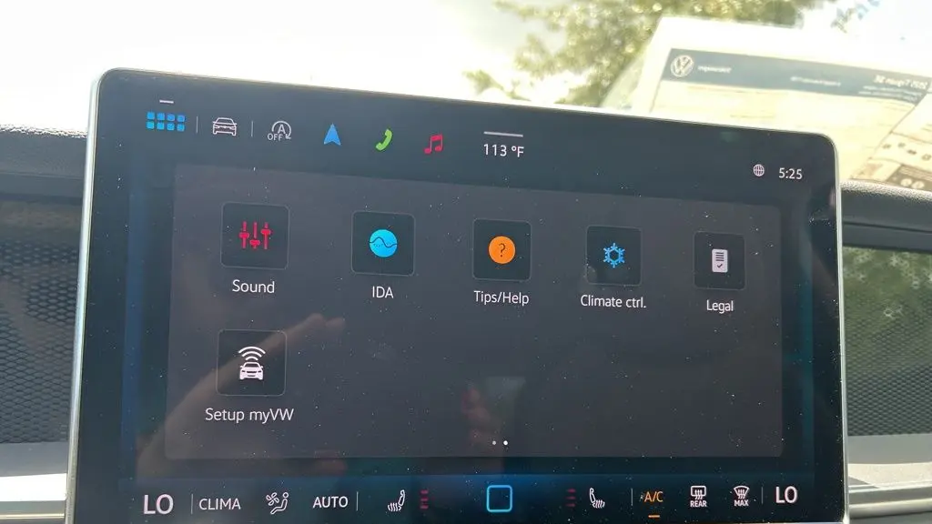 2025 Volkswagen Tiguan SE