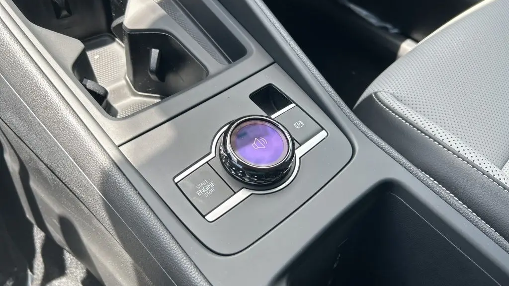 2025 Volkswagen Tiguan SE