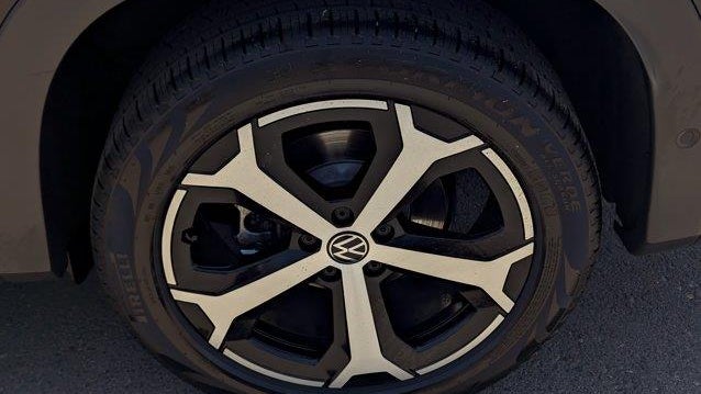2025 Volkswagen Tiguan SE