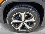 2025 Tiguan Thumbnail 9