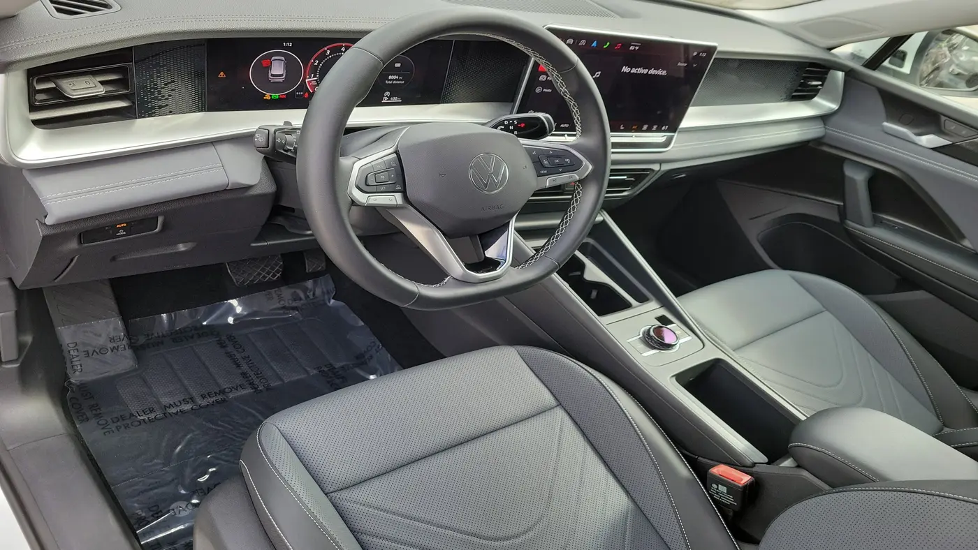 2025 Volkswagen Tiguan SE