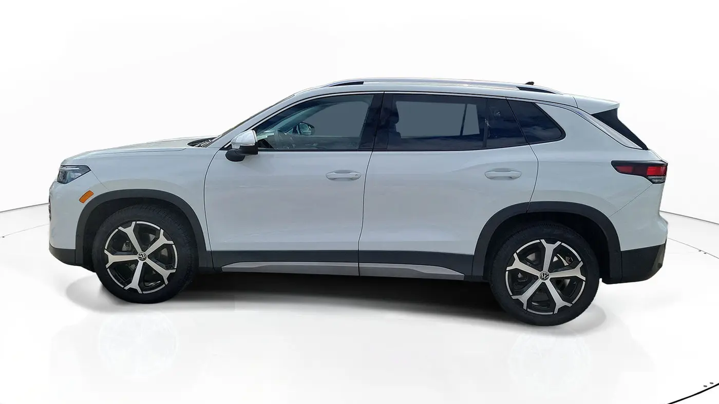 2025 Volkswagen Tiguan SE