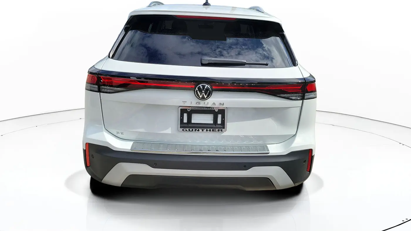 2025 Volkswagen Tiguan SE