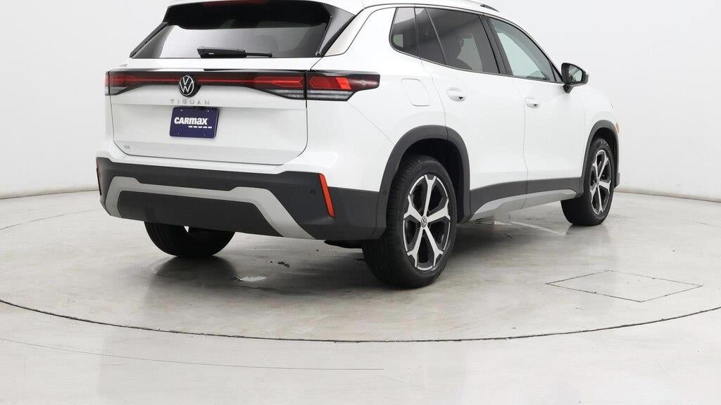 2025 Volkswagen Tiguan SE