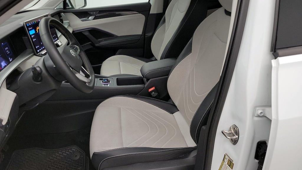 2025 Volkswagen Tiguan SE