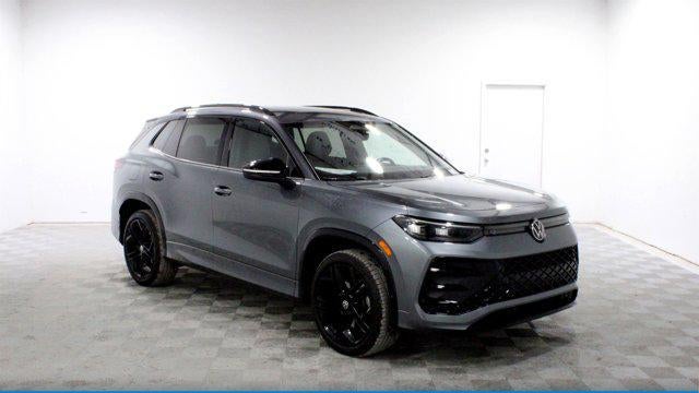 Preowned 2025 Volkswagen Tiguan SE R-Line Black 4Motion for Sale