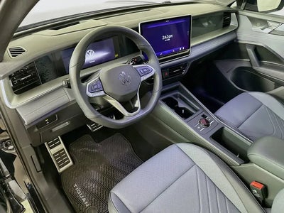 Photo of a 2025 Volkswagen Tiguan AWD SE R-LINE Black 4motion 4DR SUV for sale