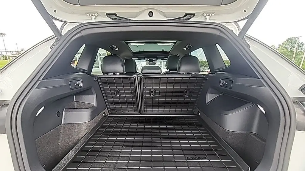 2025 Volkswagen Tiguan SE R-Line Black 4Motion