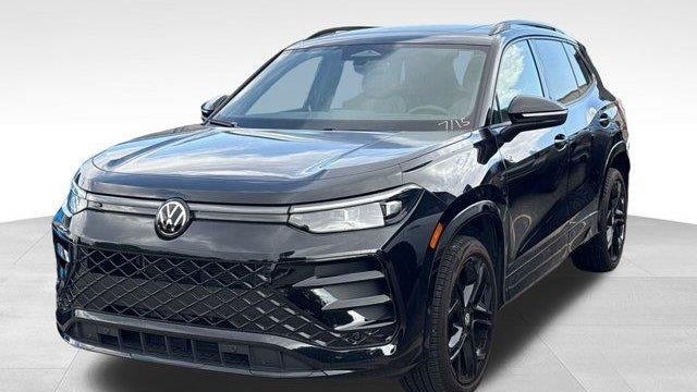 Preowned 2026 Volkswagen Tiguan SE R-Line Black 4Motion for Sale