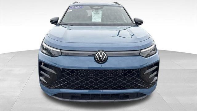 2025 Volkswagen Tiguan SE R-Line Black 4Motion