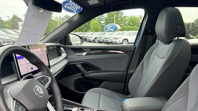 2025 Volkswagen Tiguan SE R-Line Black 4Motion