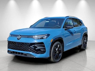 Photo of a 2025 Volkswagen Tiguan AWD SE R-LINE Black 4motion 4DR SUV for sale