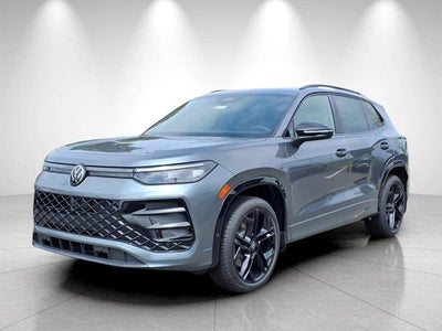 Photo of a 2025 Volkswagen Tiguan AWD SE R-LINE Black 4motion 4DR SUV for sale