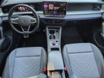 2025 Tiguan Thumbnail 19