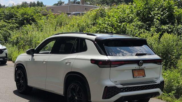 2025 Volkswagen Tiguan SE R-Line Black 4Motion