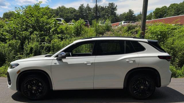 2025 Volkswagen Tiguan SE R-Line Black 4Motion