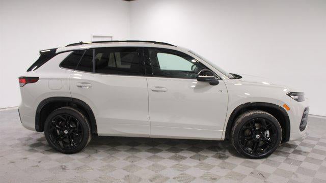 2026 Volkswagen Tiguan SE R-Line Black 4Motion