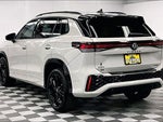 2025 Tiguan Thumbnail 3