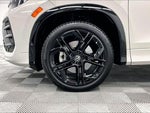 2025 Tiguan Thumbnail 10