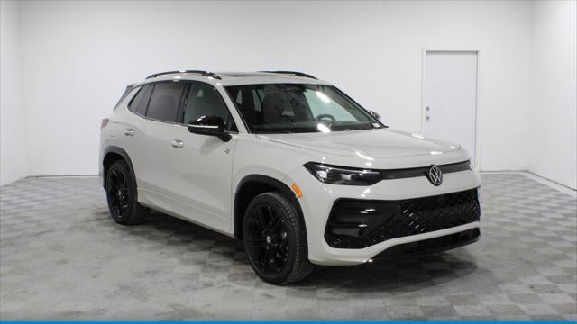 Preowned 2026 Volkswagen Tiguan SE R-Line Black for Sale