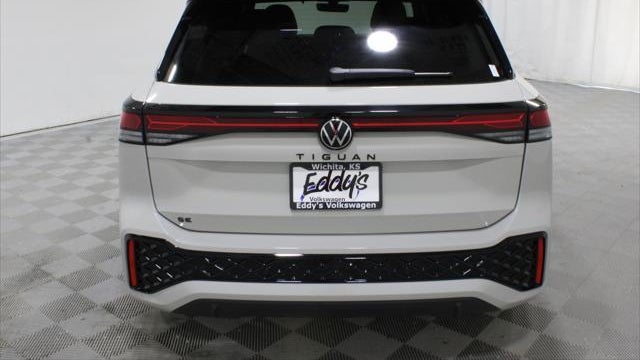 2026 Volkswagen Tiguan SE R-Line Black