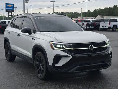 Photo of a 2024 Volkswagen Taos SE Black 4DR SUV for sale