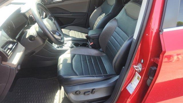 2022 Volkswagen Taos SEL 4Motion