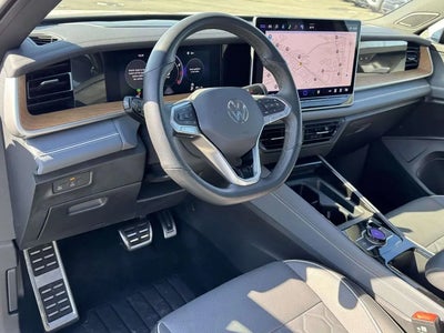 2025 Volkswagen Tiguan AWD SEL R-LINE 4motion 4DR SUV