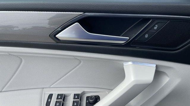 2023 Volkswagen Tiguan SE 4Motion