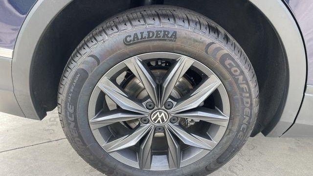 2023 Volkswagen Tiguan SE 4Motion